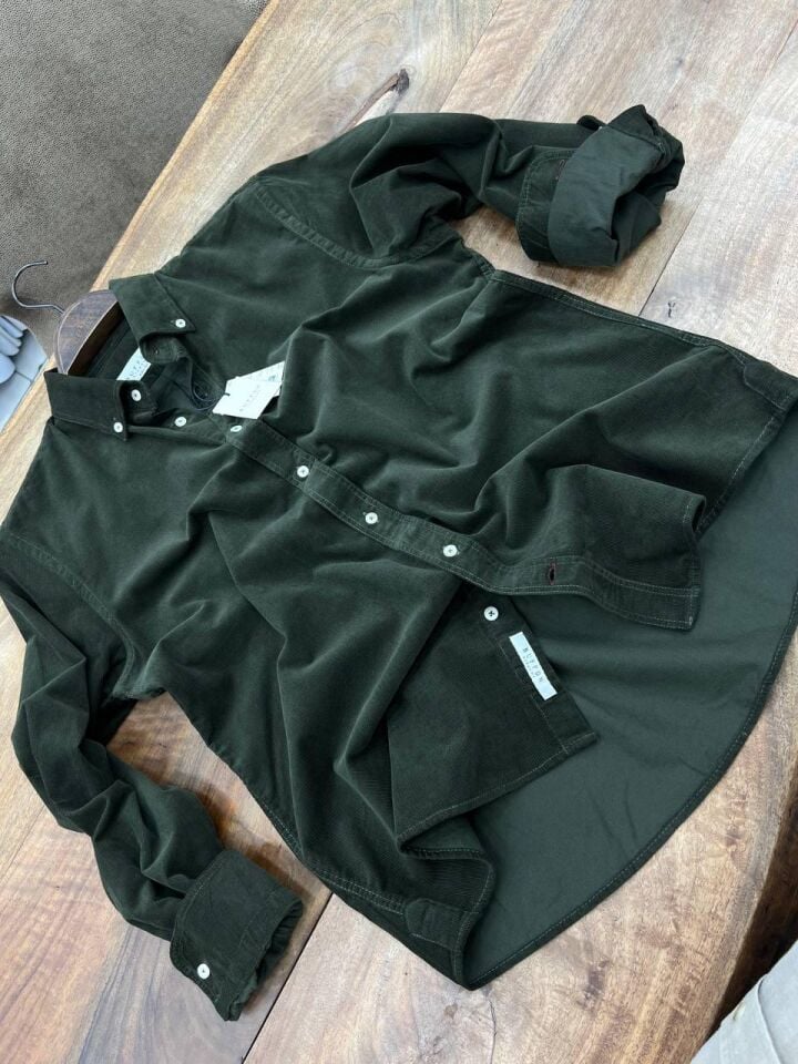 ERKEK YEŞİL MODERN FİT UZUN KOLLU KADİFE GÖMLEK