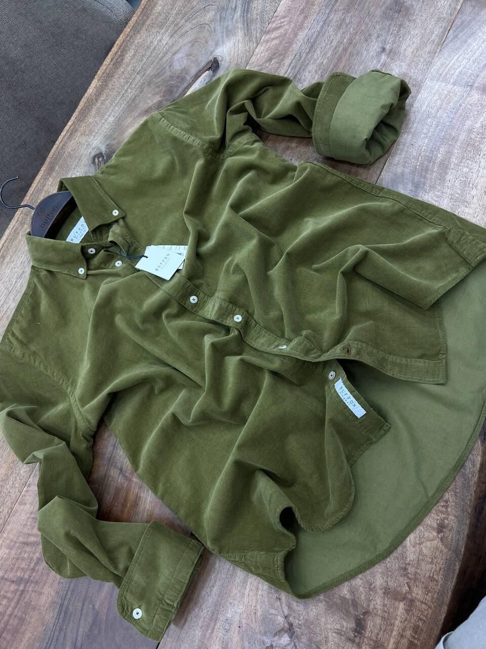 ERKEK YAĞ YEŞİLİ MODERN FİT UZUN KOLLU KADİFE GÖMLEK