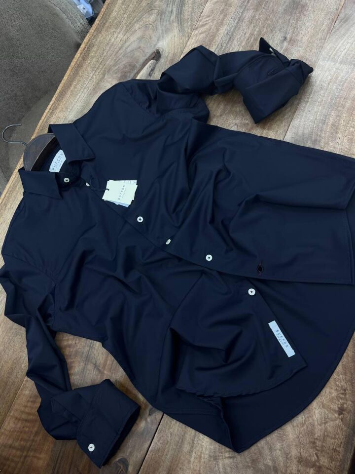 ERKEK LACİVERT GİZLİ DÜĞMELİ YAKA EN BOY ESNEK PERFORMANS GÖMLEK