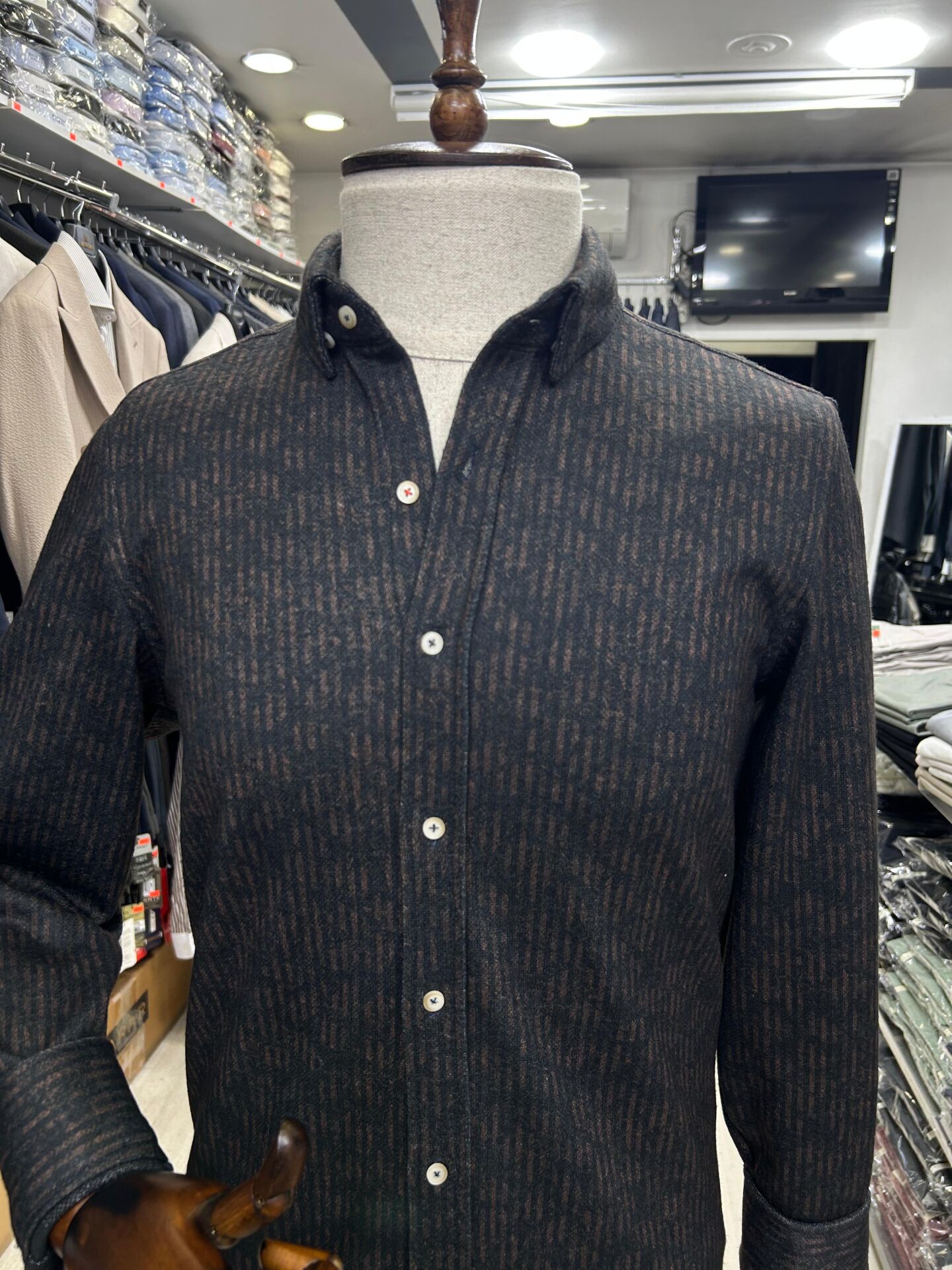 ERKEK KAHVERENGİ ÇİZGİLİ SLİM FİT KIŞLIK ÖRME GÖMLEK