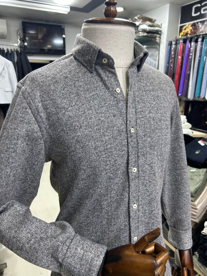 ERKEK GRİ DÜZ SLİM FİT KIŞLIK ÖRME GÖMLEK