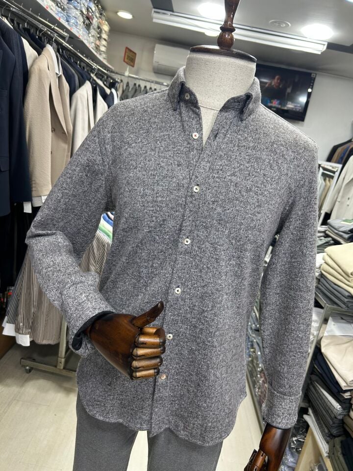 ERKEK GRİ DÜZ SLİM FİT KIŞLIK ÖRME GÖMLEK