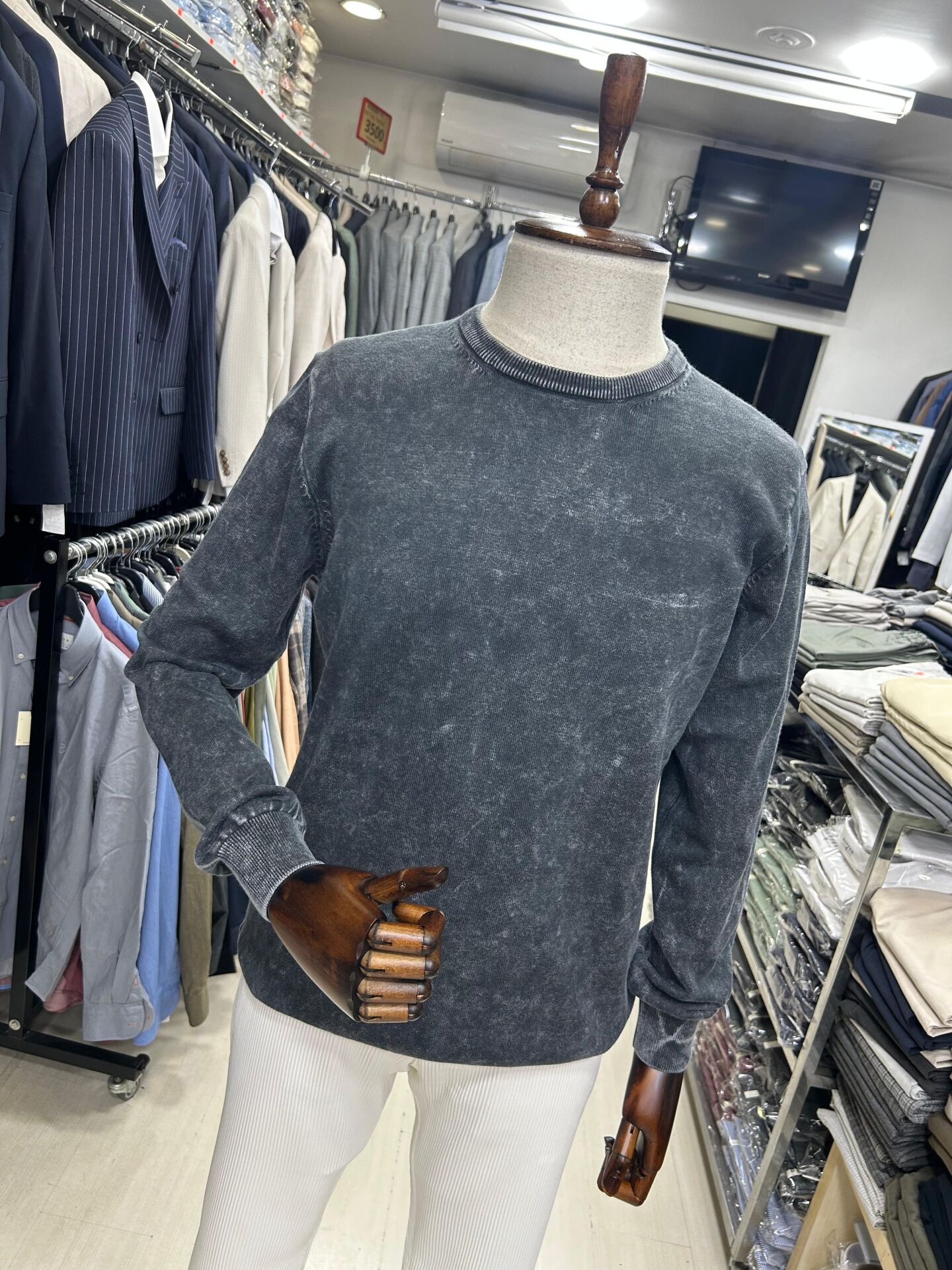 ERKEK SİYAH ESKİTME YIKAMA PAMUK TRİKO SWEATSHIRT