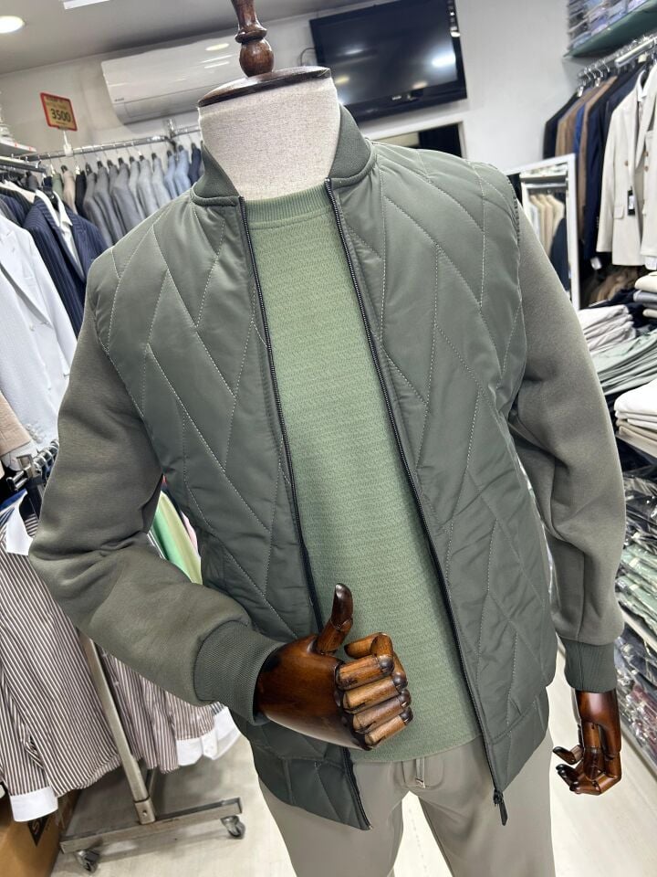 ERKEK HAKİ KOLEJ YAKA KAPİTONE MONT TİPİ HIRKA