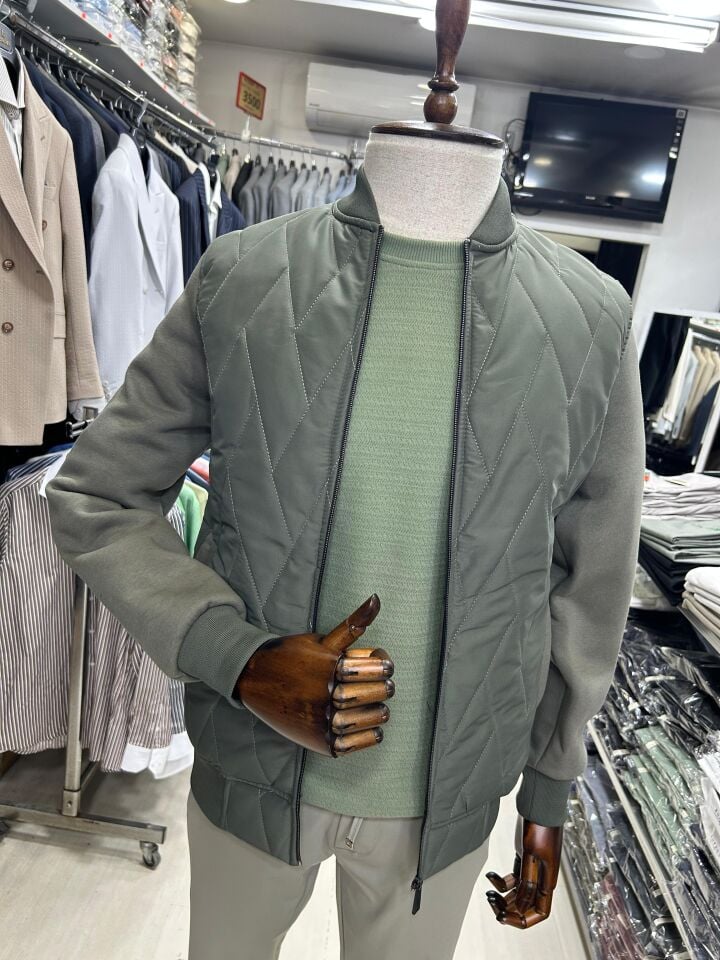 ERKEK HAKİ KOLEJ YAKA KAPİTONE MONT TİPİ HIRKA