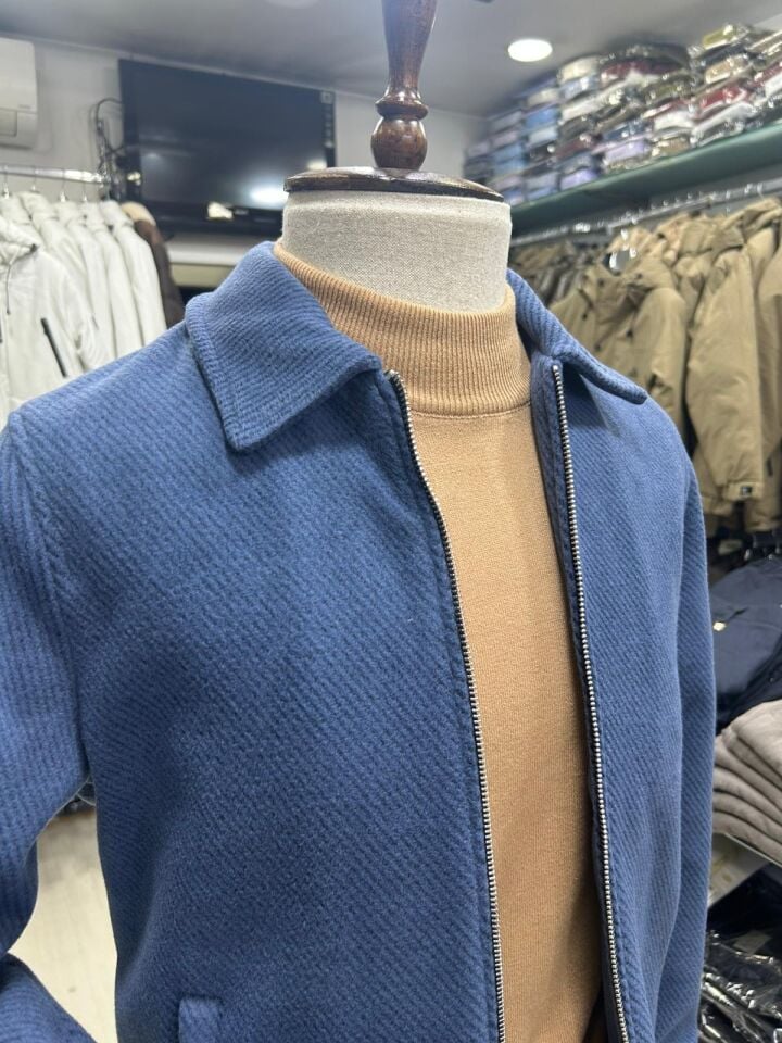 ERKEK MAVİ CEPLİ YAKALI KAŞE MONT CEKET