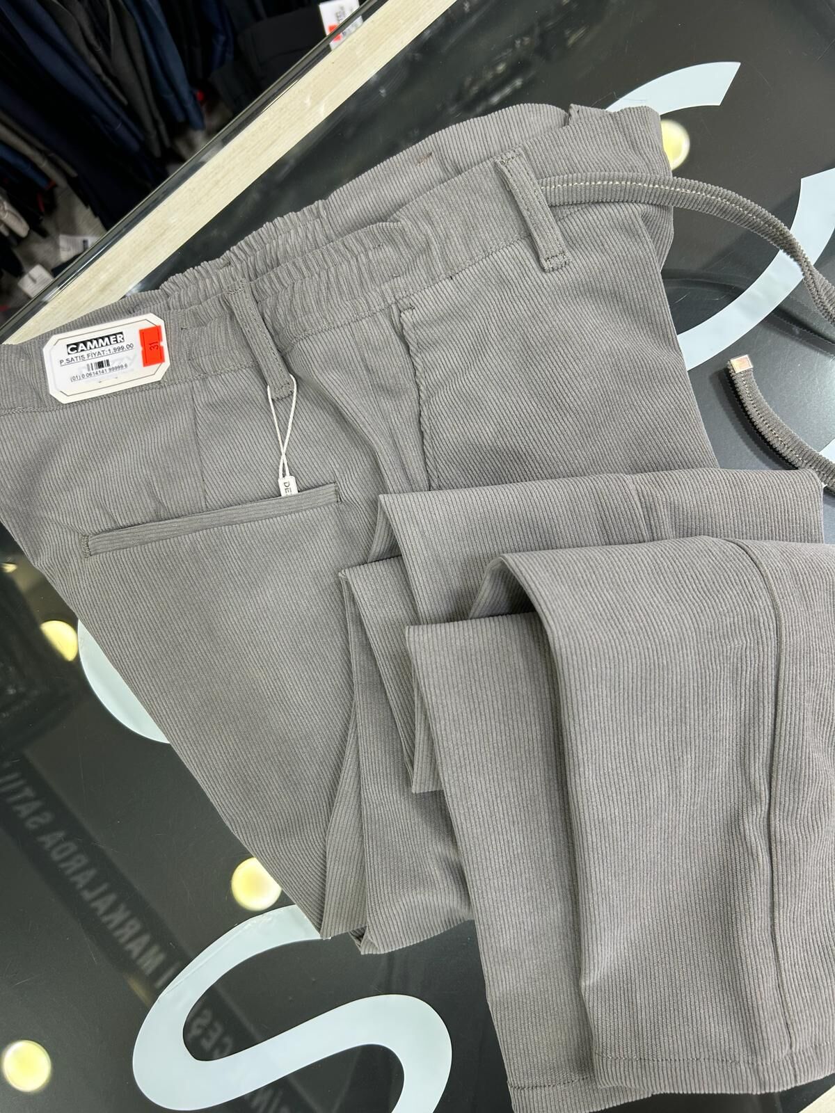 ERKEK GRİ SLİM FİT LİKRALI YARI BEL LASTİKLİ KADİFE JOGGER PANTOLON